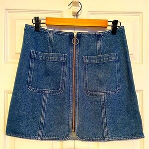 Sézane Jean mini with zipper. Sz 38 NWT